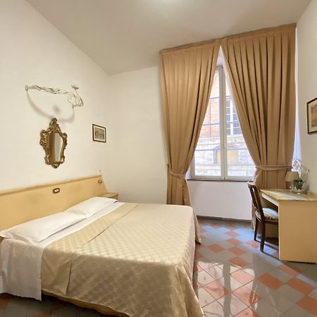 Piccolo Hotel Etruria Siena Luaran gambar